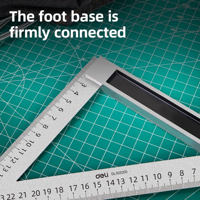 DELI μεταλλικός τριγωνικός χάρακας DL303200, 200mm