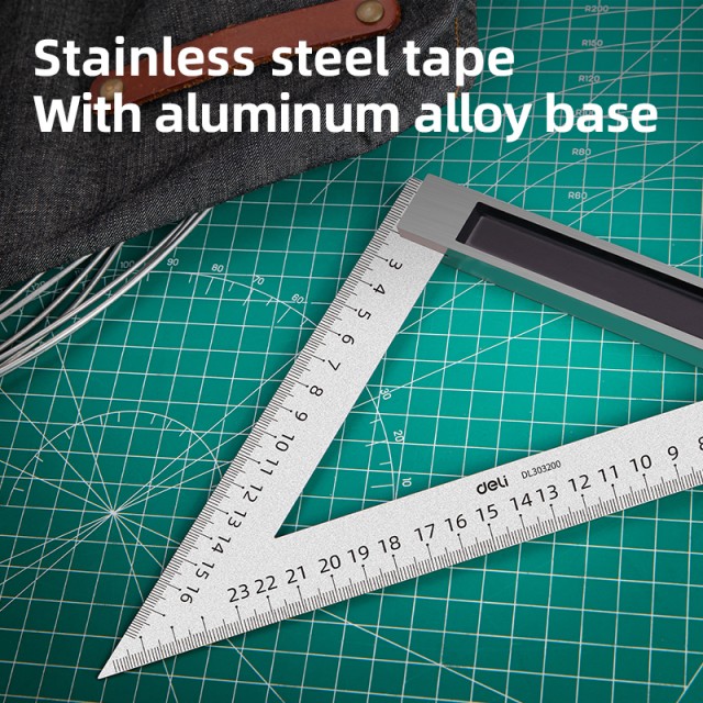 DELI μεταλλικός τριγωνικός χάρακας DL303200, 200mm