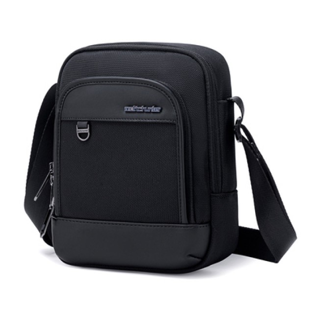 ARCTIC HUNTER τσάντα ώμου K00689, 2.7L, μαύρη ARCTIC HUNTER τσάντα ώμου K00689, 2.7L, μαύρη