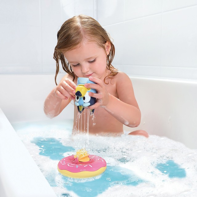 Tomy Toomies Βρεφικό Παιχνίδι Μπάνιου Bluey Σωσίβιο & Φιγούρα Για 18+ Μηνών